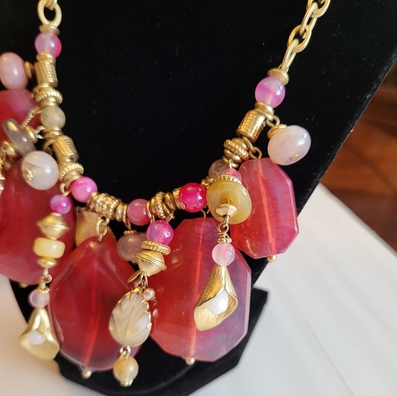 Chico's Necklace Pink Glass Slab Mother Of Pearl Goldtone Statement Jewelry 18" - Picture 4 of 12